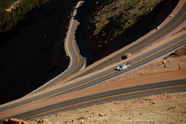I.D R Pikes Peak bije rekord trasy